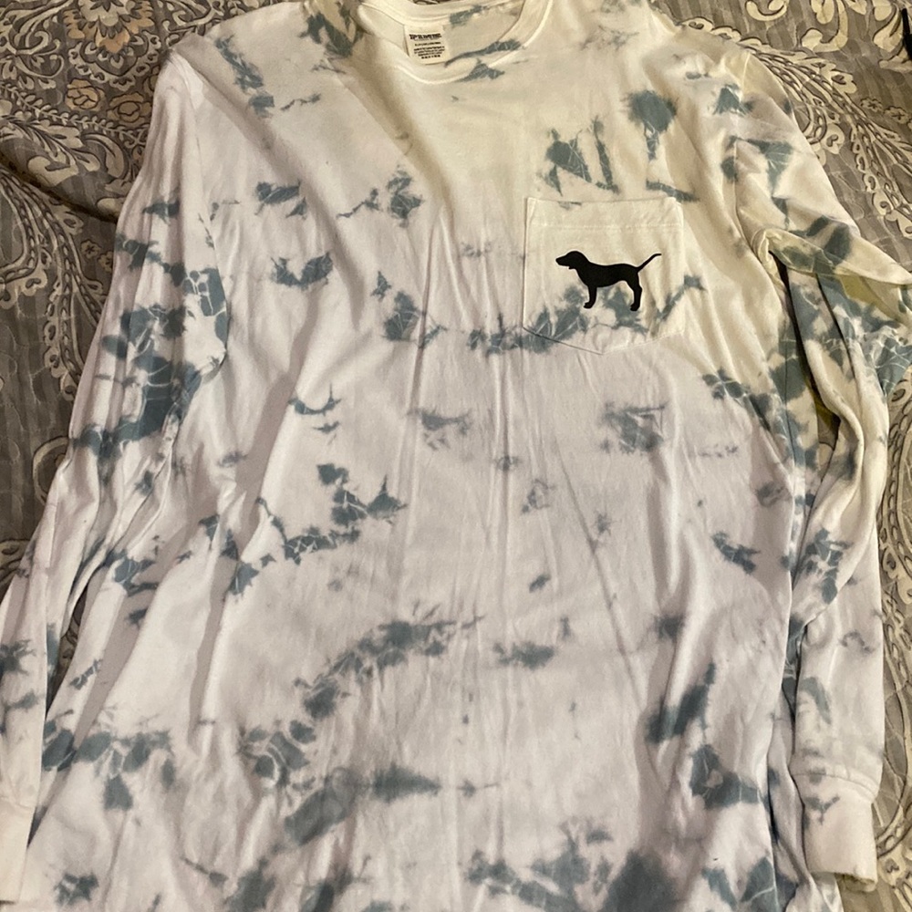 pink long sleeve shirt